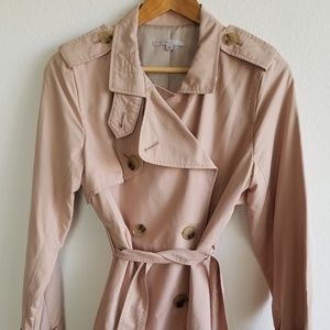 **SOLD** Gap Trenchcoat Raincoat Jacket